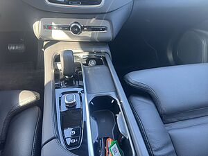 Volvo  Plus Bright