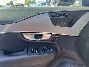 Volvo  Plus Bright