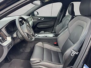 Volvo  Plus Dark