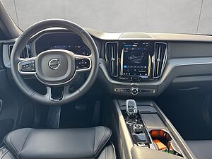 Volvo  Plus Dark