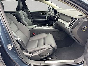 Volvo  B5 B AWD   Pano * Stdhzg