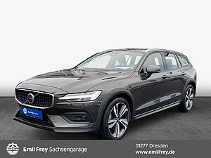 Volvo  B4 D AWD