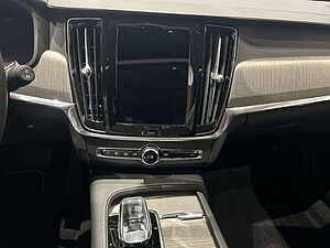 Volvo  B4 D
