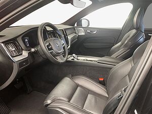 Volvo  B5 B AWD  Stdhzg*Pano