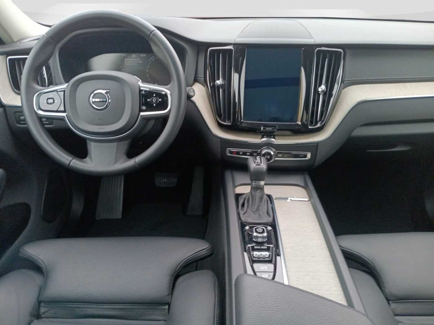 Volvo  T4 Inscription Cam/Panorama/AHK
