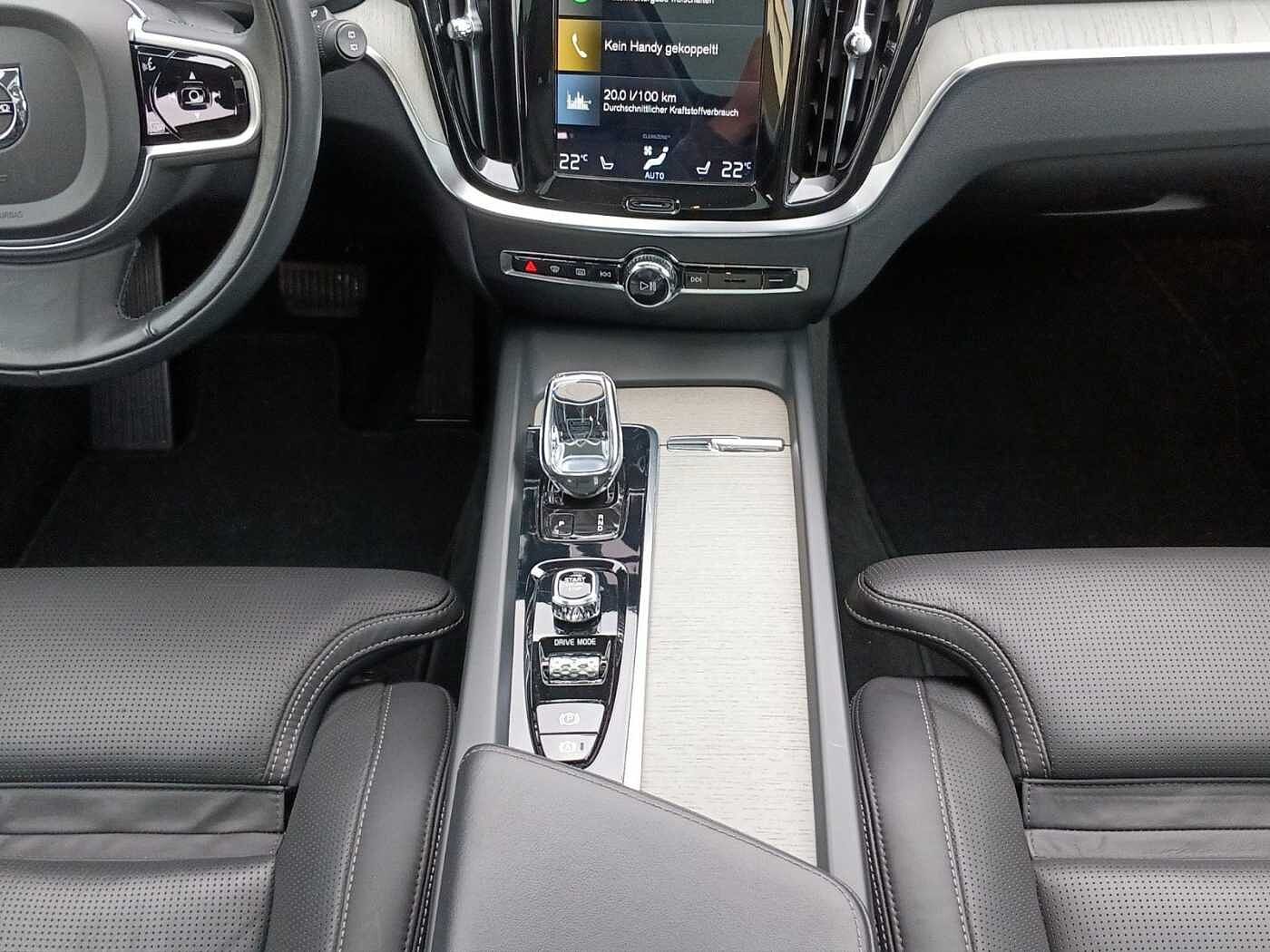 Volvo  B4 Inscription  360°/Pano/Head-up/Standhzg.