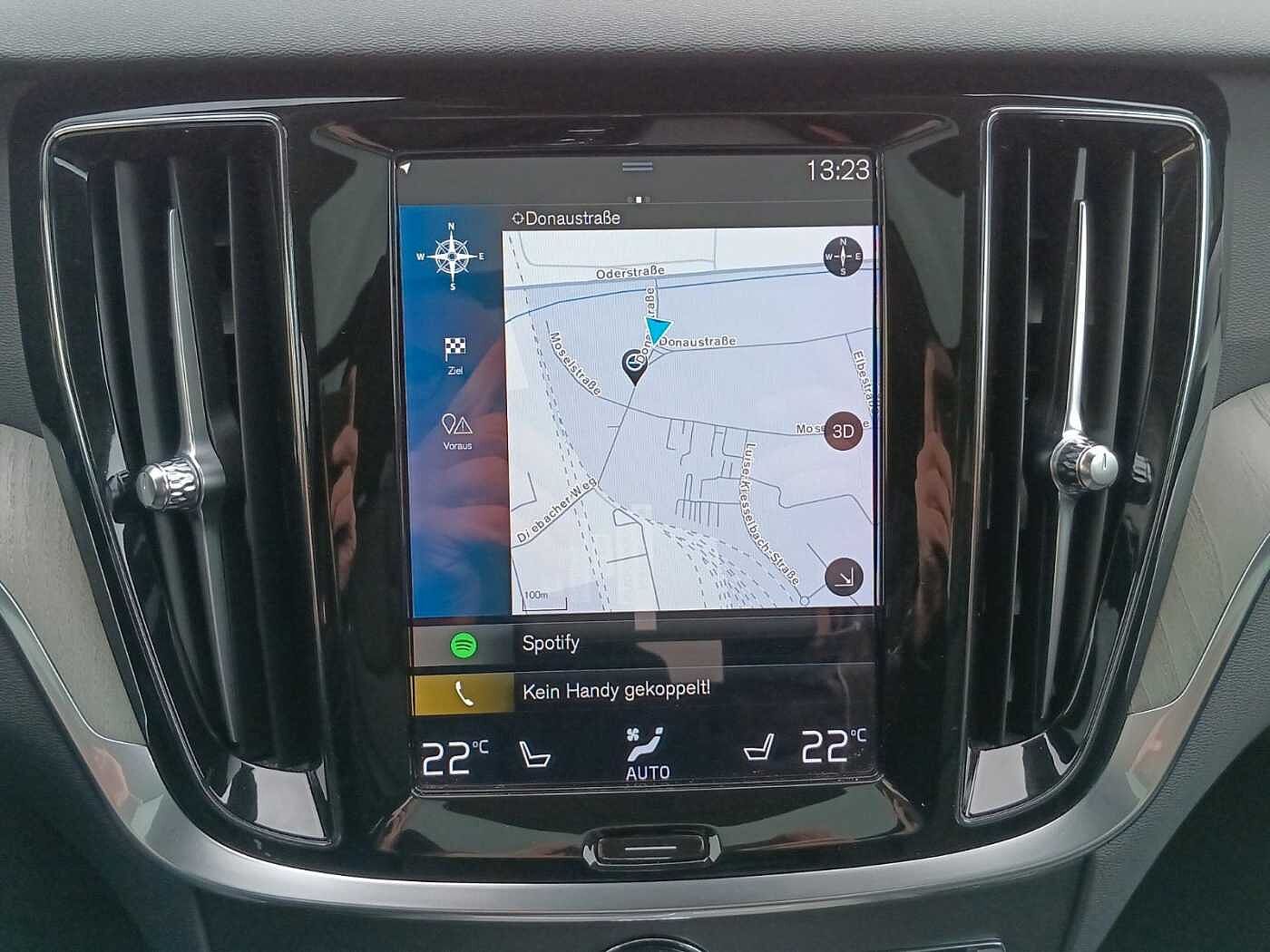 Volvo  B4 Inscription  360°/Pano/Head-up/Standhzg.