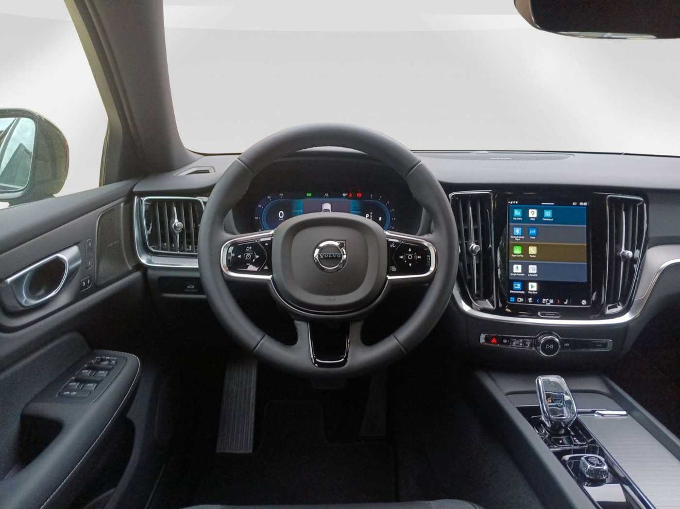 Volvo  B4 Plus Dark Sitzhzg/Cam/Navi