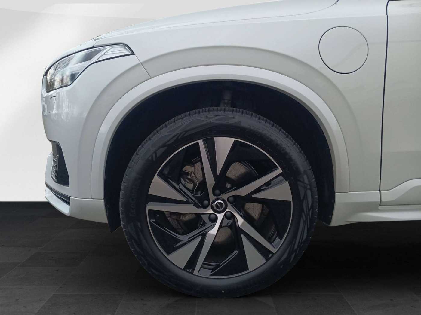 Volvo  T8 Twin Engine AWD R-Design Edition