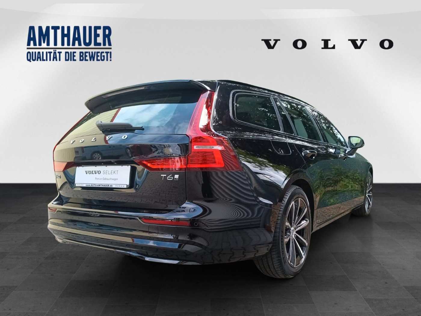 Volvo  T6 Plus Dark Recharge Cam/Navi/Standhzg.