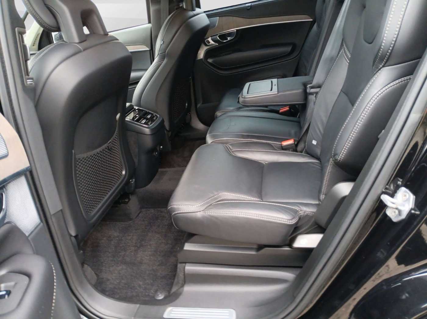 Volvo  B6 AWD Inscrip Gepanzert Armoured  NIJ-IIIA