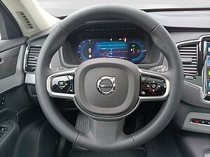 Volvo  T8 AWD Ultra Bright Pano/Head-up/Cam