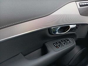 Volvo  T8 AWD Ultra Bright Pano/Head-up/Cam