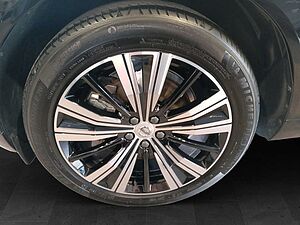 Volvo  B6 AWD Plus Bright Sonderschutz  360°/H&K