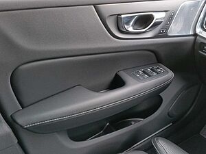 Volvo  B4 Inscription  360°/Pano/Head-up/Standhzg.