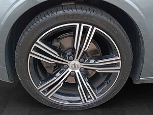 Volvo  B4 Inscription  360°/Pano/Head-up/Standhzg.