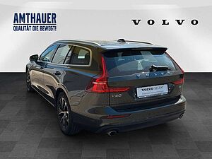 Volvo  B4 Momentum Pro Cam/Navi/Memory