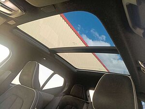 Volvo  P8 Pure Electric 2WD 360°/Pano/Perleffekt
