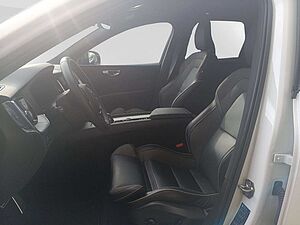 Volvo  Recharge  T6 AWD R-Design AHK/Panorama/Cam