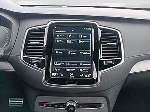 Volvo  T8 Twin Engine AWD R-Design Edition