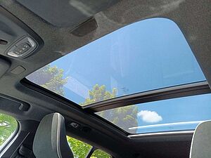 Volvo  T5 Twin Engine R-Design  Panorama/360°/H&K