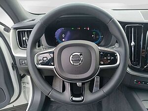 Volvo  T6 Recharge R-Design AWD 360°/Pano/Four-C