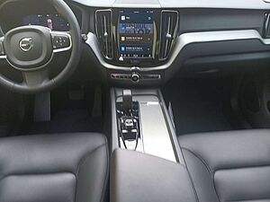 Volvo  B4 2WD Core  Cam/Standhzg. /Notrad/PDC