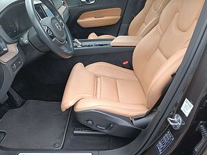 Volvo  B5 AWD Inscription Pano/360°/AHK