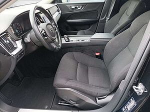 Volvo  B3 Momentum Core Navi/Frontsch. heiz. /PDC
