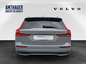 Volvo  B4 Plus Dark Panorama/360°/H&K