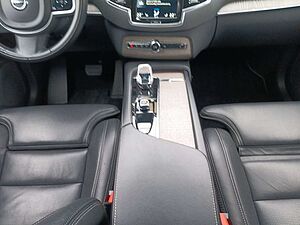 Volvo  B6 AWD Inscrip Gepanzert Armoured  NIJ-IIIA