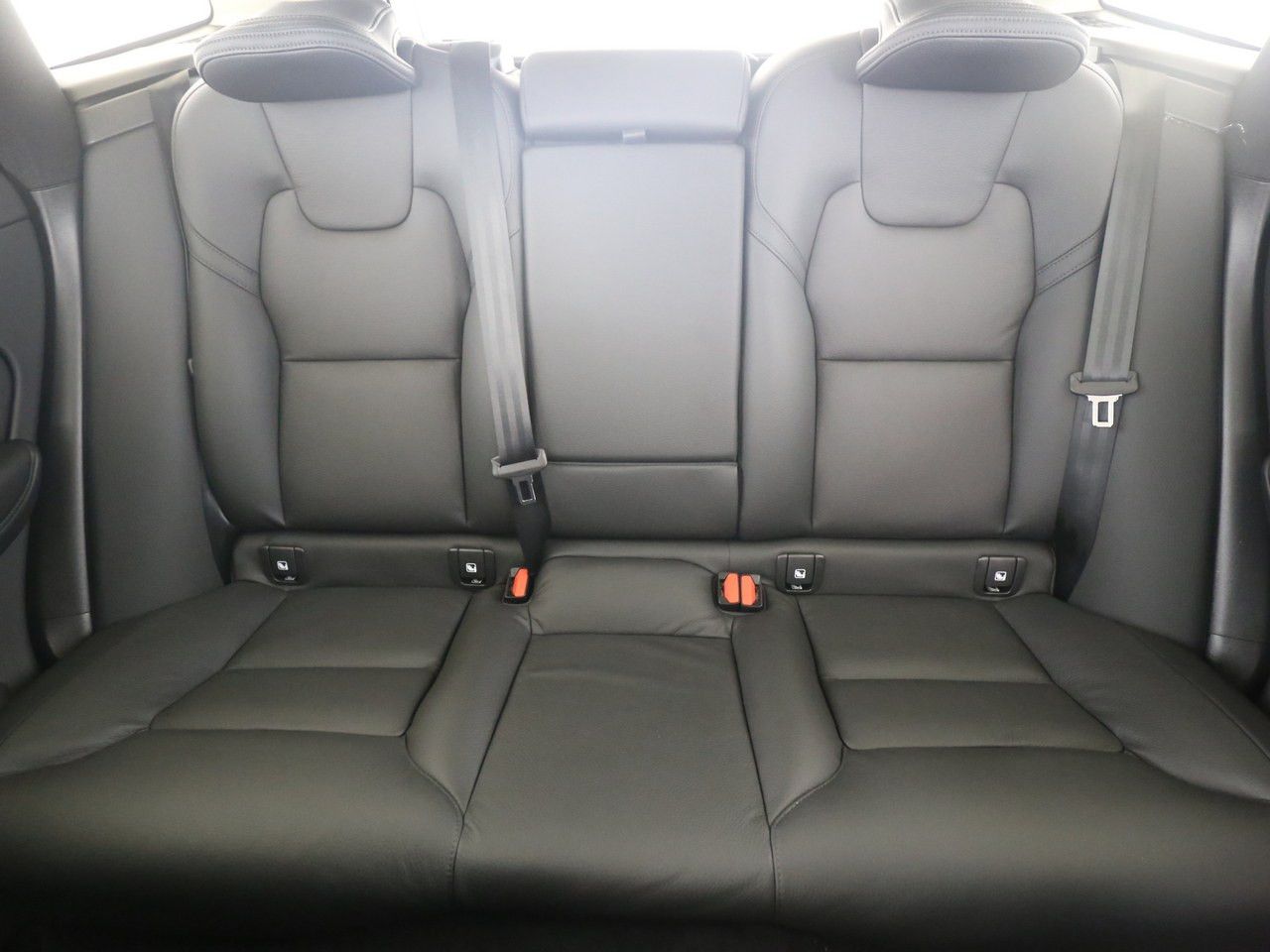 Volvo  B5 Plus Dark AWD !! !360°+PANO+ACC+BLISS! !!
