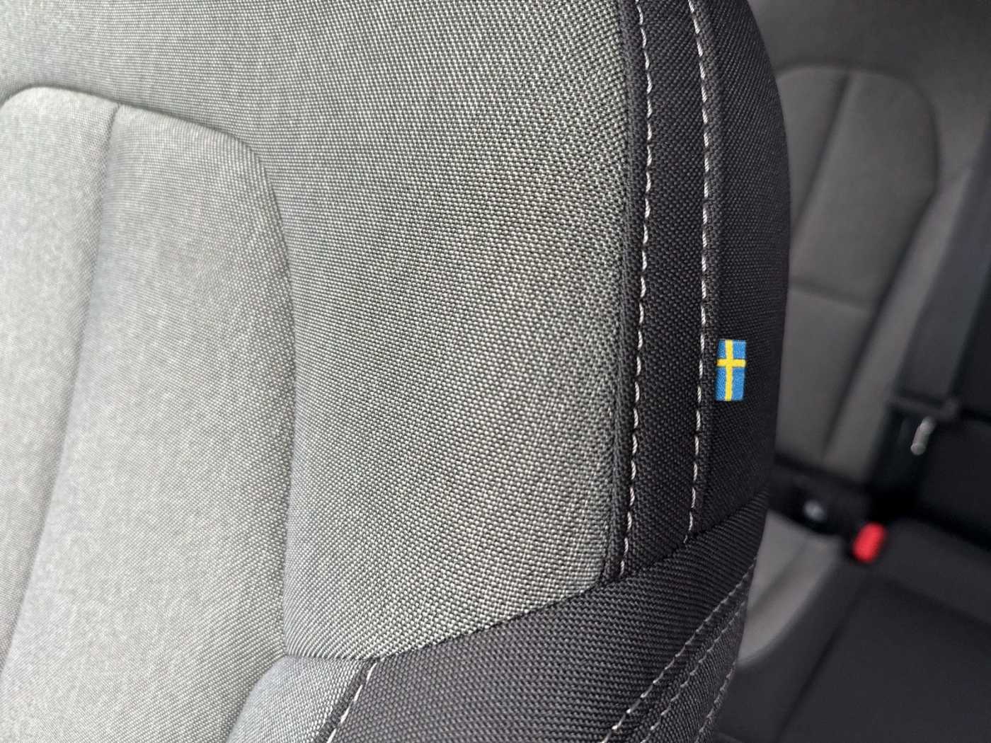 Volvo  B3 Plus Dark 2WD !ACC+PIXEL-LED+FSH+EL. SITZ