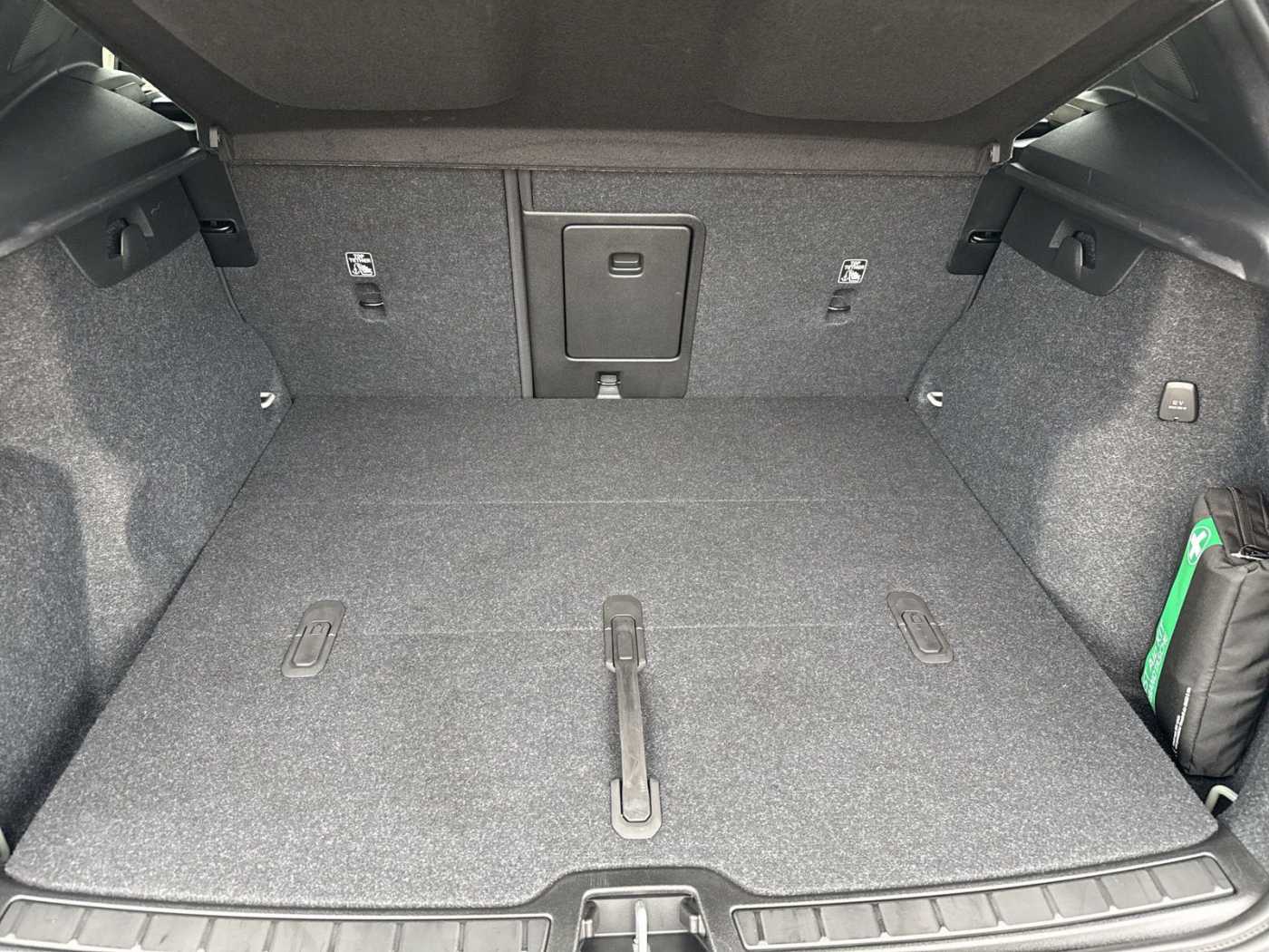 Volvo  B3 Plus Dark 2WD !ACC+PIXEL-LED+FSH+EL. SITZ