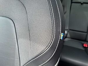 Volvo  B4 Plus Dark 2WD !! !PANO+STANDHZG+AHK+BLISS