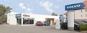 Volvo  B4 Plus Dark 2WD !! !PANO+STANDHZG+AHK+BLISS