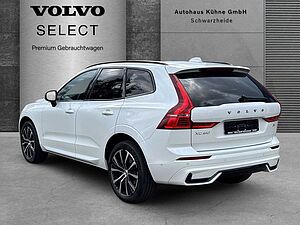 Volvo  B4 Plus Dark 2WD !! !PANO+STANDHZG+AHK+BLISS