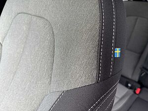 Volvo  B3 Plus Dark 2WD !! AHK+ACC+RFK+VOLL-LED! !!