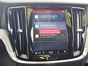 Volvo  Plus Dark T6 PHEV AWD !!360°+PANO+AHK+H&K! !!