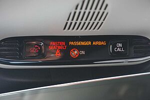 Volvo  D4 Momentum !! ! NAVI+LED+AHK+STANDHZG. !! !