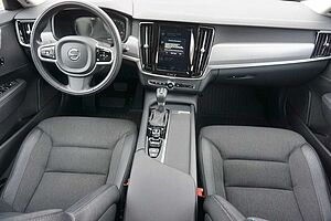 Volvo  D4 Momentum !! ! NAVI+LED+AHK+STANDHZG. !! !