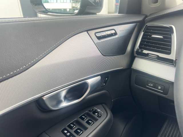 Volvo  T8 AWD Recharge Plus Dark Pano/ 360°/ AHK