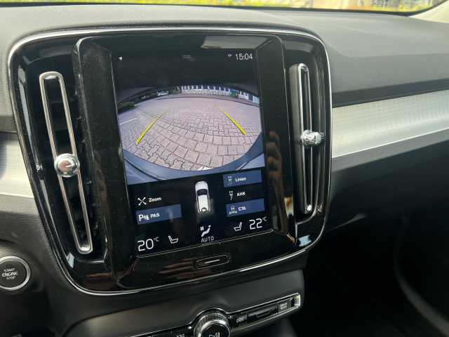 Volvo  T4 (B) 2WD Momentum RFK/ LED/ NAVI