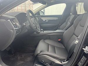 Volvo  B4 B 2WD Plus Bright  ACC / 360° / PANO