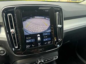 Volvo  T4 (B) 2WD Momentum RFK/ LED/ NAVI