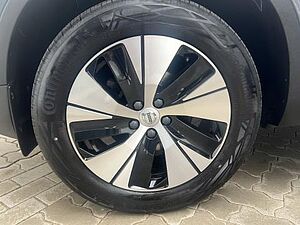 Volvo T2 2WD Momentum Pro NAVI/ LED/ RFK