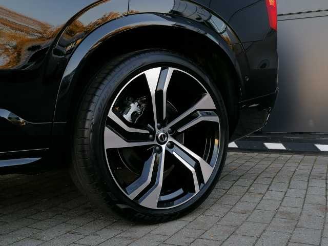 Volvo  T8 AWD Recharge Plus Dark 7-Sitzer