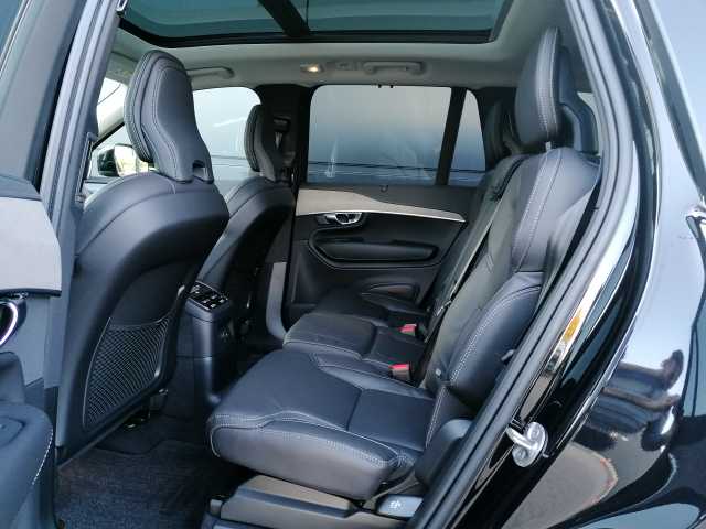 Volvo  T8 AWD Recharge Plus Dark 7-Sitzer
