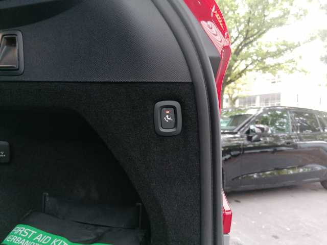 Volvo  B5 D AWD Plus Bright 7-Sitzer