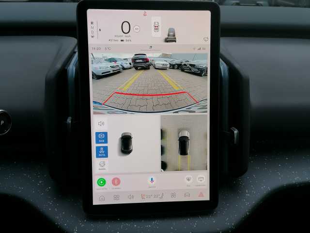 Volvo  Ultra AWD Performance Pure Electric